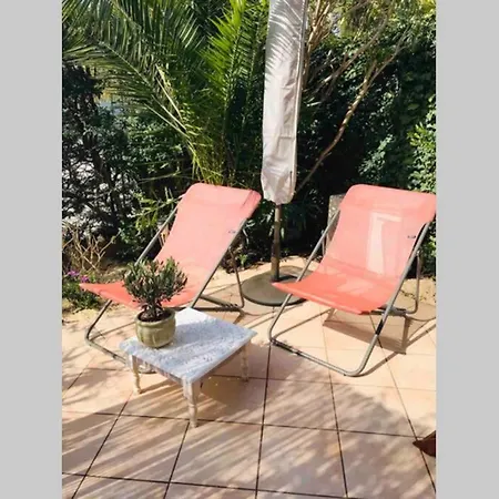 La Petite Pinede Studio Climatise Proche Plage Sanary-sur-Mer Exterior photo