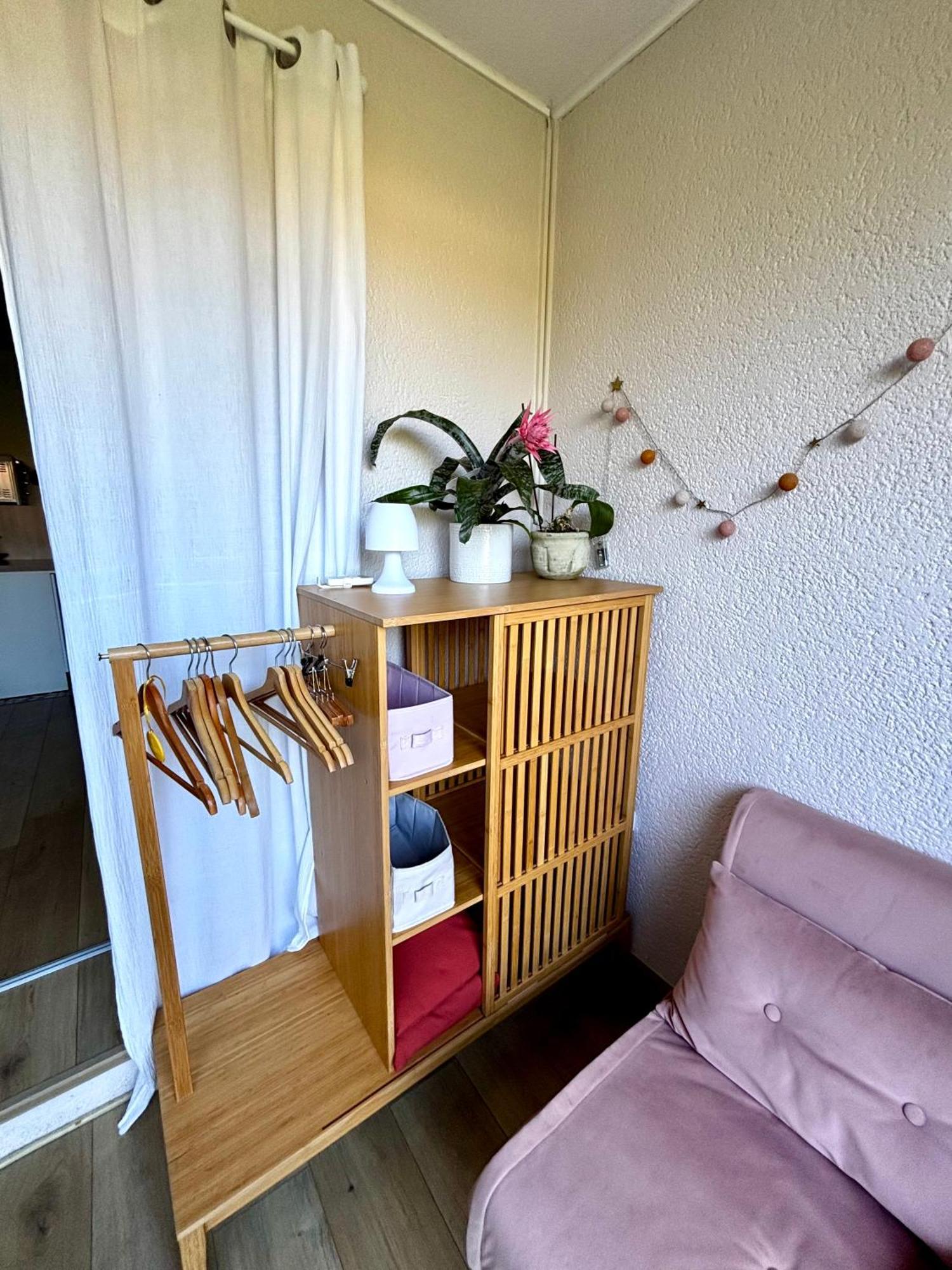 La Petite Pinede Climatise Proche